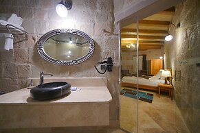 Cappadocia Secret Hill Cave Suites