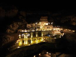 Cappadocia Secret Hill Cave Suites
