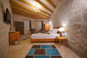 Cappadocia Secret Hill Cave Suites