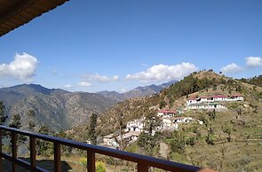 In Apple Estate Kanatal