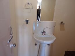 In Apple Estate Kanatal