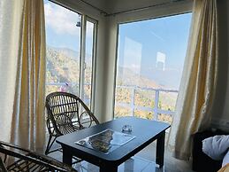 In Apple Estate Kanatal