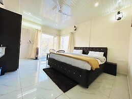 In Apple Estate Kanatal