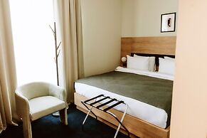 Hotel septembar