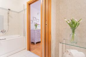 Volta Apartment in Como