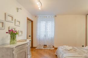 Volta Apartment in Como