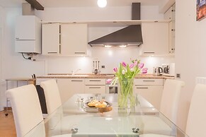 Volta Apartment in Como