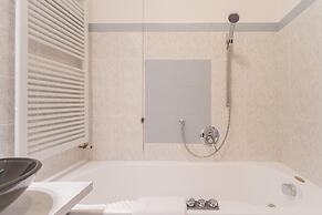 Volta Apartment in Como