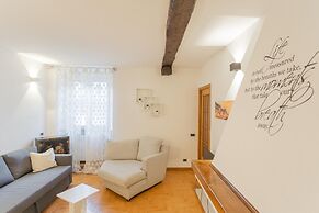 Volta Apartment in Como