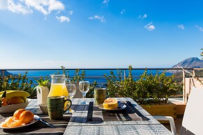 Stella in the Village Suites