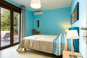 Stella in the Village Suites