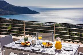 Stella in the Village Suites