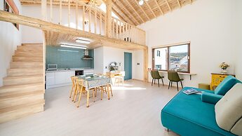 Gangneung Ggabinejip Hanok Pension