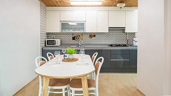 Gangneung Ggabinejip Hanok Pension