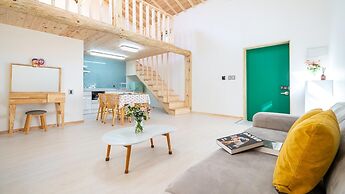 Gangneung Ggabinejip Hanok Pension