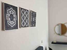 Well Designed 2 Bdr Apartment