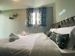 Rooftop Apartment With Garden in Ioannina