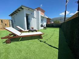 Rooftop Apartment With Garden in Ioannina