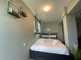 Rooftop Apartment With Garden in Ioannina