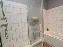 Malcolm Miller House