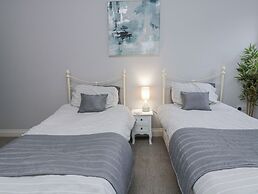 Malcolm Miller House