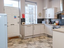 Malcolm Miller House