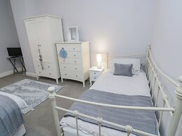 Malcolm Miller House