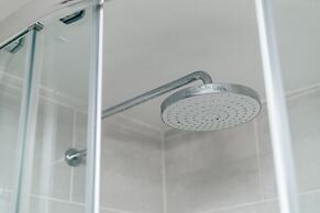 Chalk House - Pet Friendly - From 125 Per Night