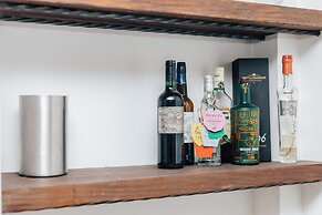 Chalk House - Pet Friendly - From 125 Per Night