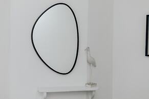 Chalk House - Pet Friendly - From 125 Per Night