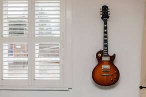 Chalk House - Pet Friendly - From 125 Per Night