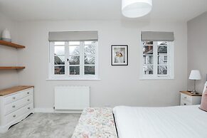 Chalk House - Pet Friendly - From 125 Per Night