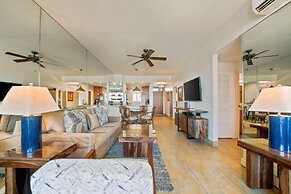 Menehune Shores, #623 2 Bedroom Condo by RedAwning