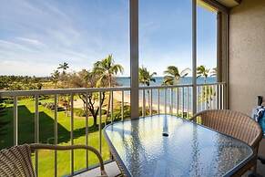 Menehune Shores, #623 2 Bedroom Condo by RedAwning