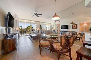Menehune Shores, #623 2 Bedroom Condo by RedAwning