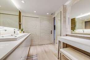 Polo Beach Club, #707 2 Bedroom Condo by RedAwning