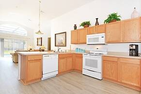 Oriental Charm 4 Bedroom Home by RedAwning