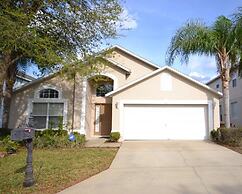 Oriental Charm 4 Bedroom Home by RedAwning