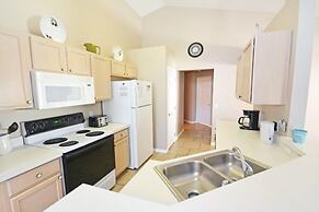 Palm Villa 4 Bedroom Home by RedAwning