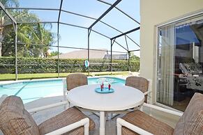 Palm Villa 4 Bedroom Home by RedAwning