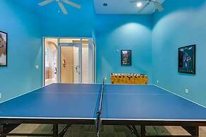 Mariel Oasis 6 Bedroom Home by RedAwning