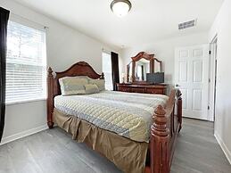 Mariel Oasis 6 Bedroom Home by RedAwning