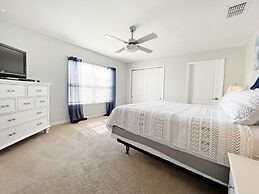 Candy Palm 4 Bedroom Townhouse by RedAwning