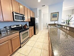 Candy Palm 4 Bedroom Townhouse by RedAwning