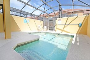 Candy Palm 4 Bedroom Townhouse by RedAwning