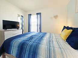 Langham Villa 3 Bedroom Home by RedAwning