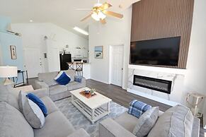 Langham Villa 3 Bedroom Home by RedAwning