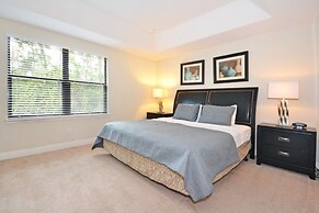 Tropical Fountains 3 Bedroom Condo by RedAwning