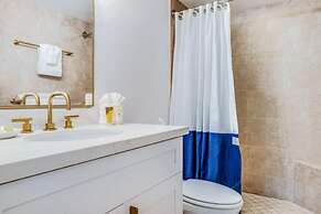 Kihei Surfside, #113 1 Bedroom Condo by RedAwning