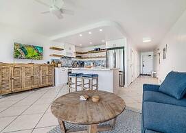 Kihei Surfside, #113 1 Bedroom Condo by RedAwning